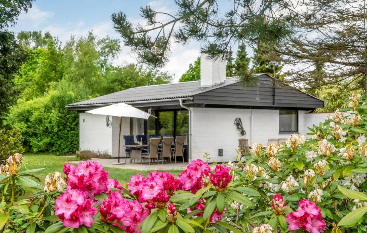Amazing Home In Kalundborg With Kitchen Eksteriør bilde