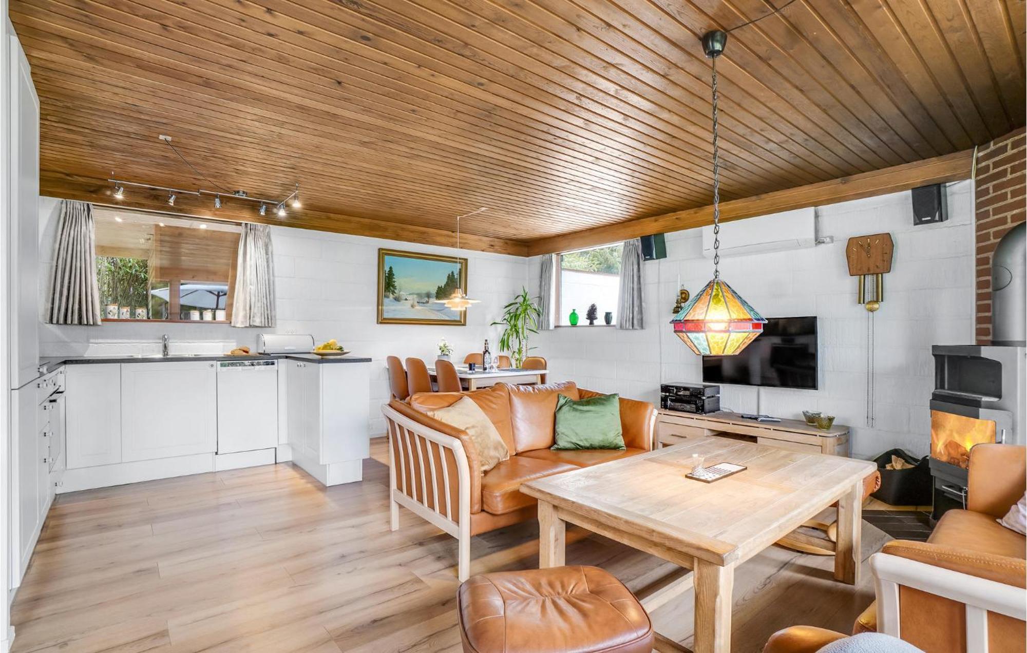 Amazing Home In Kalundborg With Kitchen Eksteriør bilde