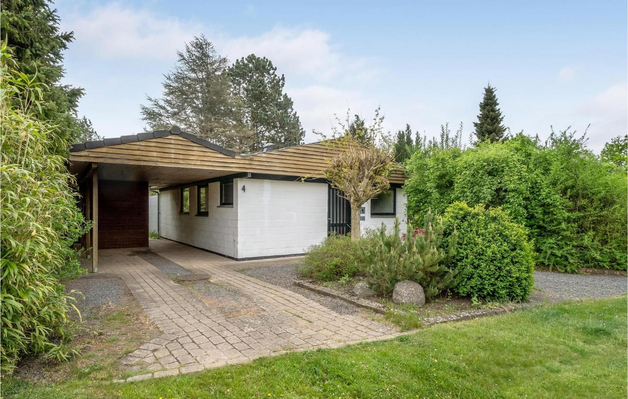 Amazing Home In Kalundborg With Kitchen Eksteriør bilde